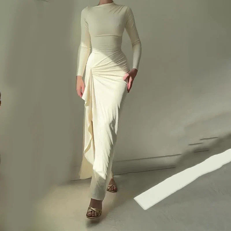 Trendha slim-fit autumn dress in champagne and wine red colours, featuring a flattering silhouette and subtle split detail