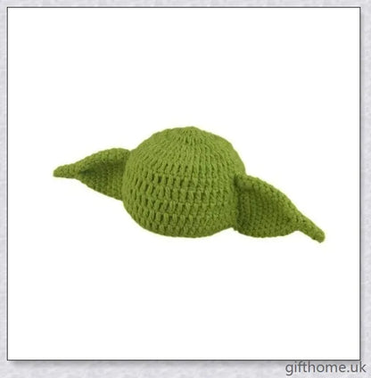 Adorable Baby Yoda crochet hat in soft cotton, designed for newborns up to 6 months old