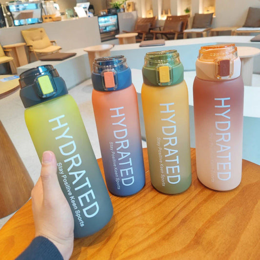 Trendha Large Capacity Gradient Frosted Water Bottle in Yellow - Stylish and Durable Hydration Solution