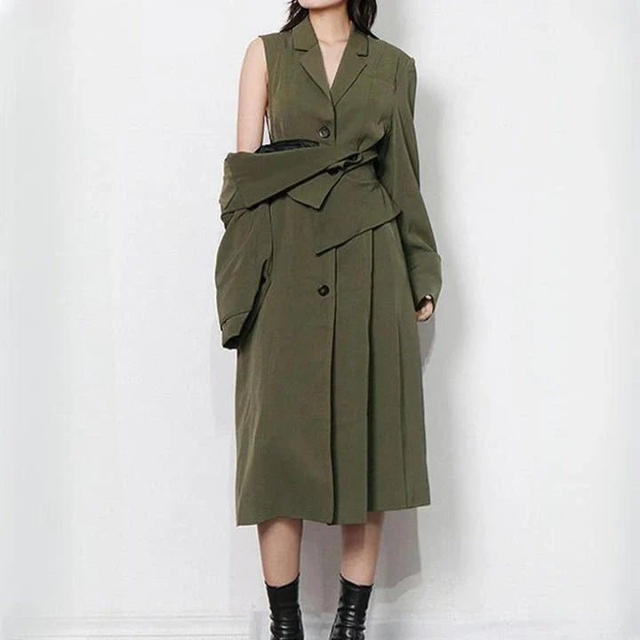 Elegant high-waist windbreaker trench coat for women with adjustable sleeves and a flattering silhouette