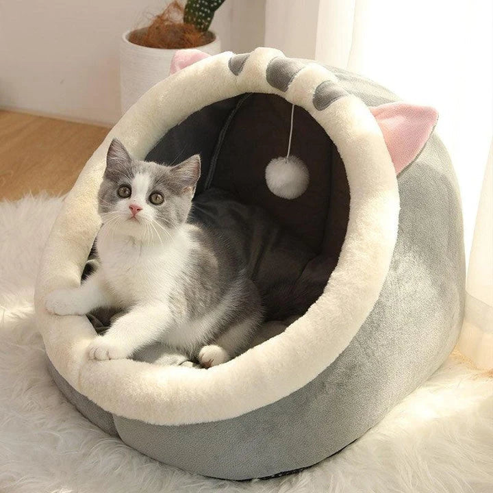 Cosy Feline Nest: Premium cotton cat bed with supportive foam cushions for ultimate comfort and relaxation