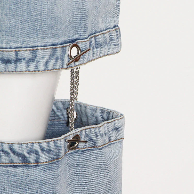 High-waisted wide-leg denim trousers in a stylish blue colour, featuring a comfortable and flattering fit