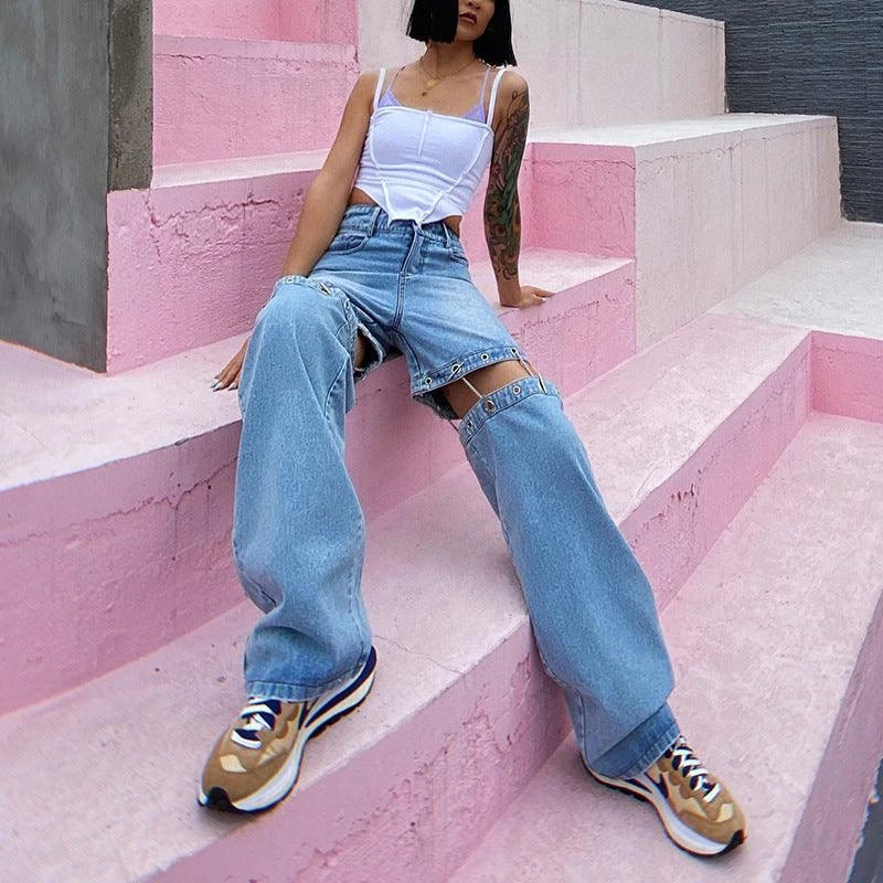 High-waisted wide-leg denim trousers in a stylish blue colour, featuring a comfortable and flattering fit