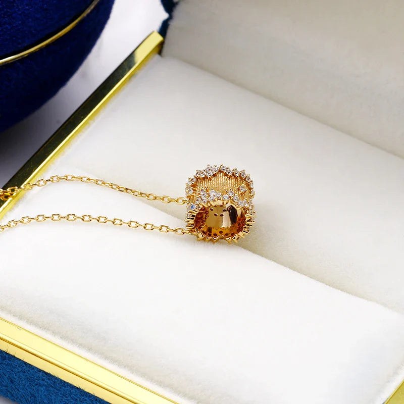 Premium silver waist chain with a delicate star charm, a timeless British fashion accessory