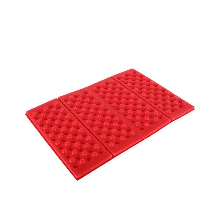 Foldable, waterproof camping mat made of high-quality XPE foam with honeycomb protrusions for added comfort and support