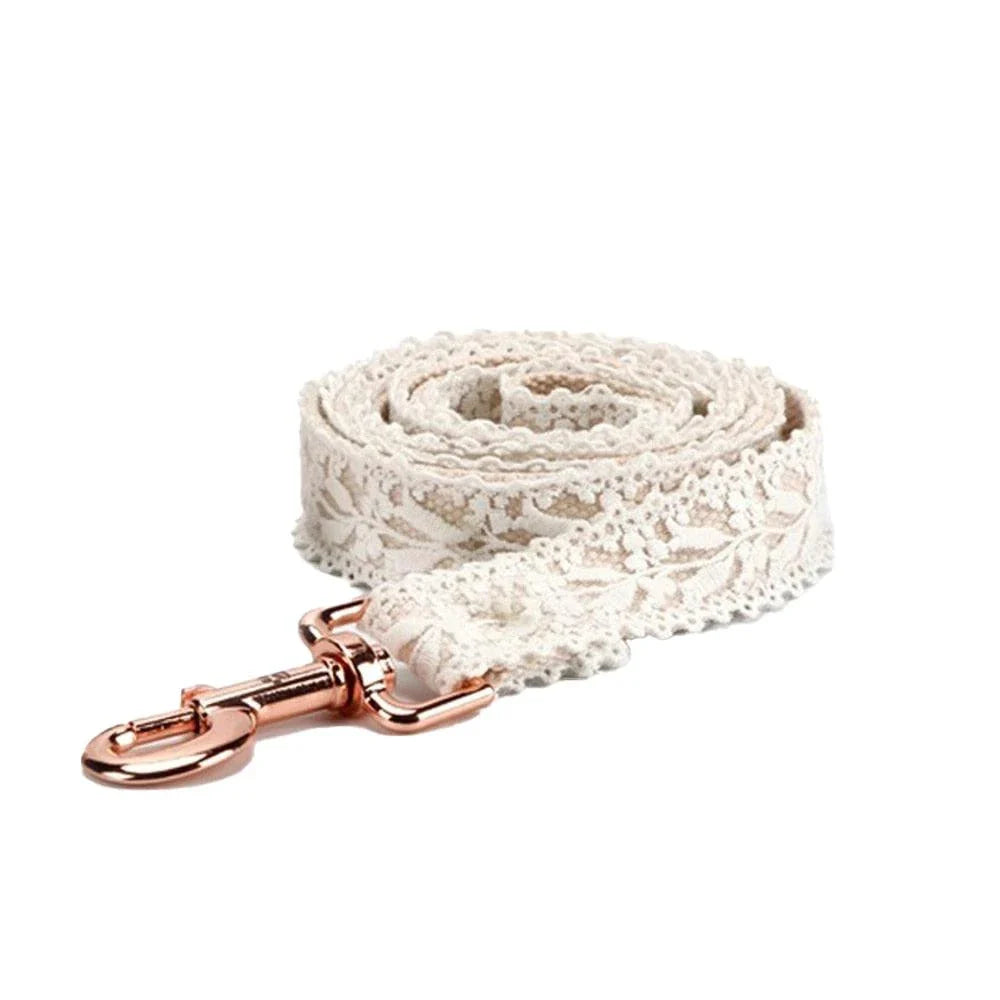 Elegant floral dog collar made with premium nylon materials for stylish and comfortable wear