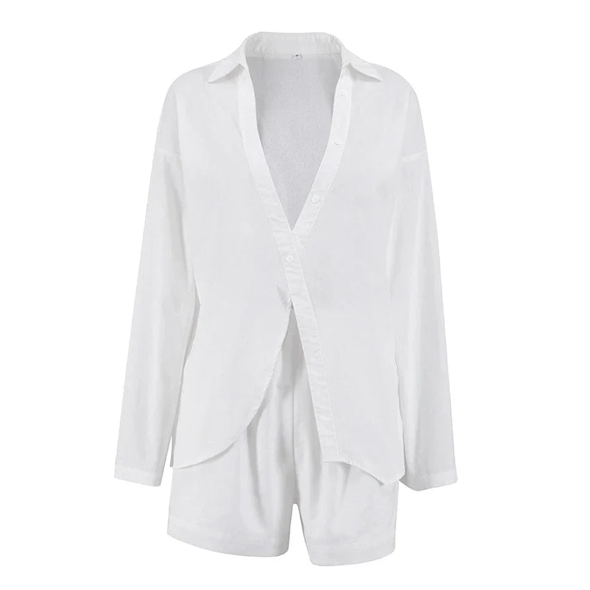 Relaxed-fit white casual set with shorts, featuring a loose, comfortable design made from premium cotton for all-day style and comfort.