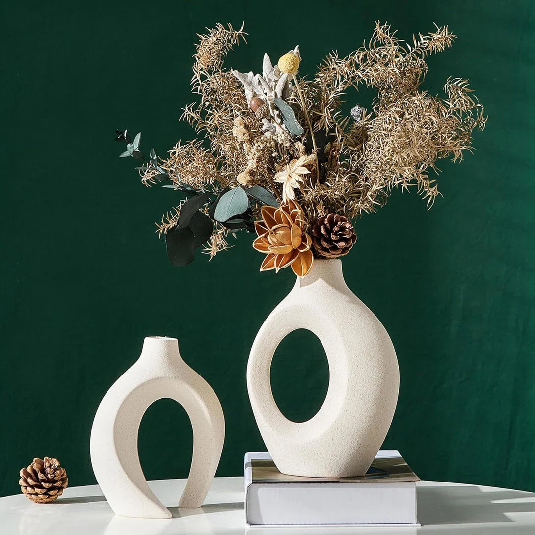 Elegant European White Ceramic Vase Set with Textured Design and Sleek Silhouettes