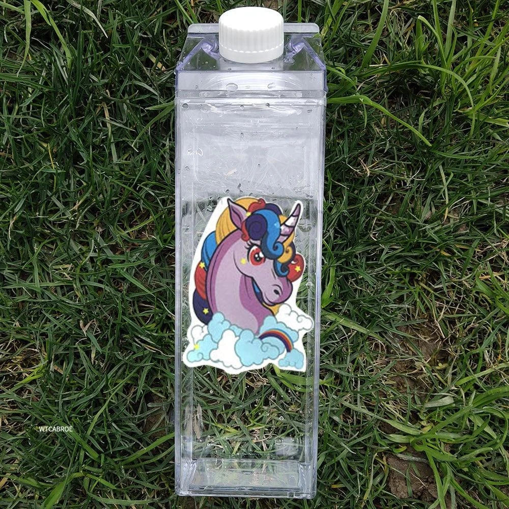Premium transparent water bottle made with eco-friendly materials, featuring a crystal-clear design and durable construction for everyday hydration
