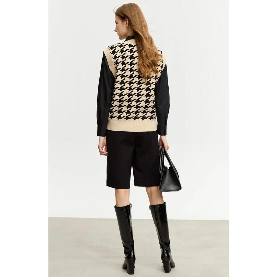 Sophisticated autumn plaid knitted waistcoat with intricate pattern and modern design for the modern British woman