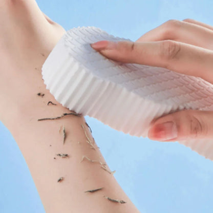 Luxurious white exfoliating bath sponge with a unique hardening design for hygienic and convenient use