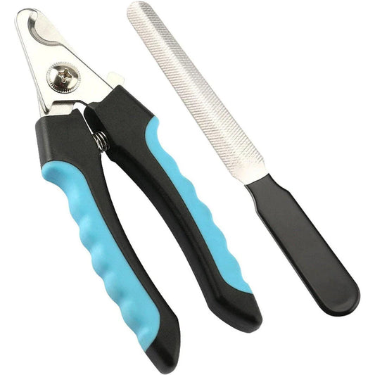 Premium pet nail clippers made of durable stainless steel with an ergonomic design for comfortable grooming of dogs and cats