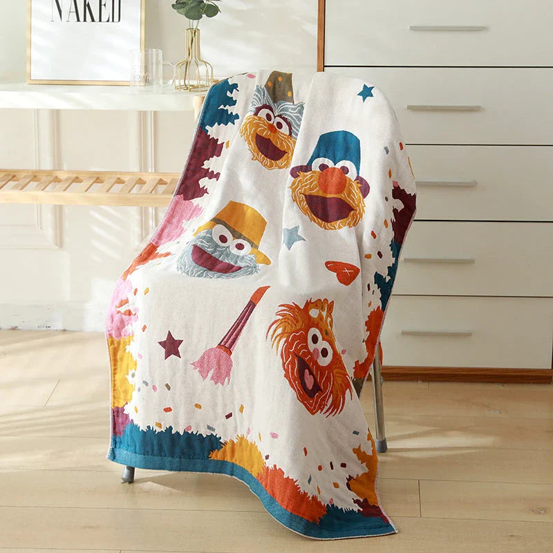Luxuriously soft and quick-drying cartoon bath towel with 5-layer gauze cotton construction