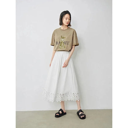 Elegant lace-spliced A-line midi skirt in beige, suitable for various occasions