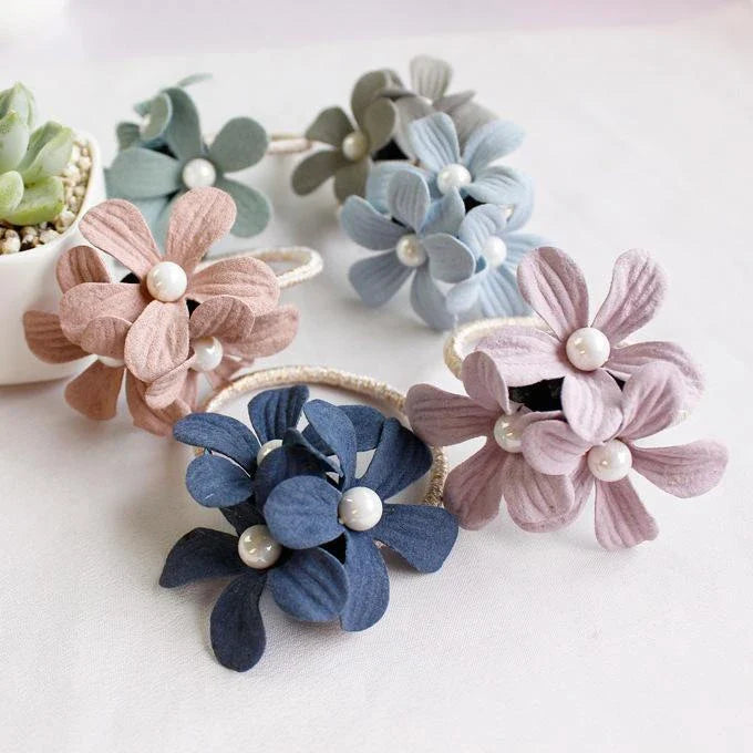 Stylish floral elastic hair rope with a secure hold and comfortable design, perfect for everyday wear
