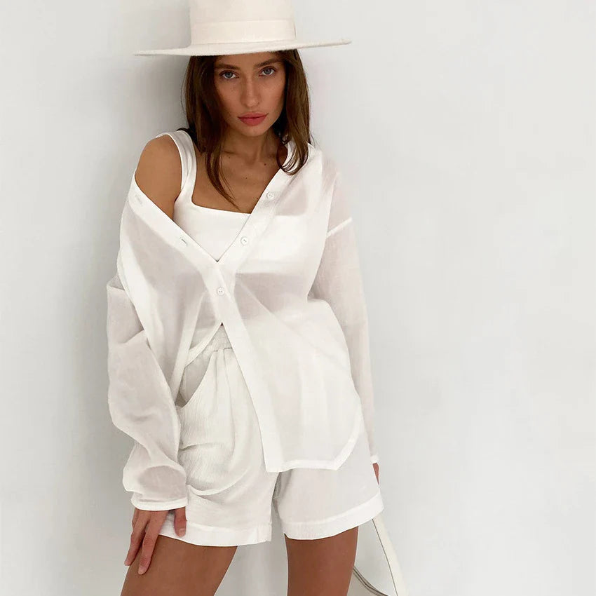 Relaxed-fit white casual set with shorts, featuring a loose, comfortable design made from premium cotton for all-day style and comfort.