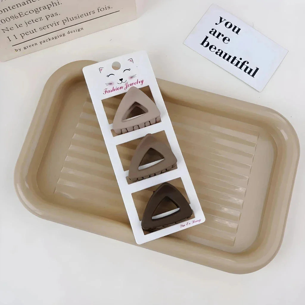 Coffee-coloured geometric hairpin set with frosted finish, various shapes for versatile styling