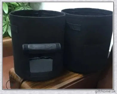 Premium breathable plant grow bags for growing potatoes, tomatoes, and other vegetables on balconies and in gardens