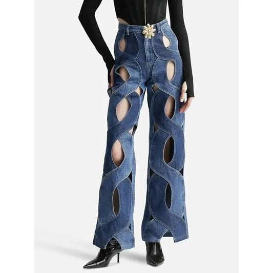 Premium high-waisted contrast denim jeans with straight leg cut for the stylish British woman