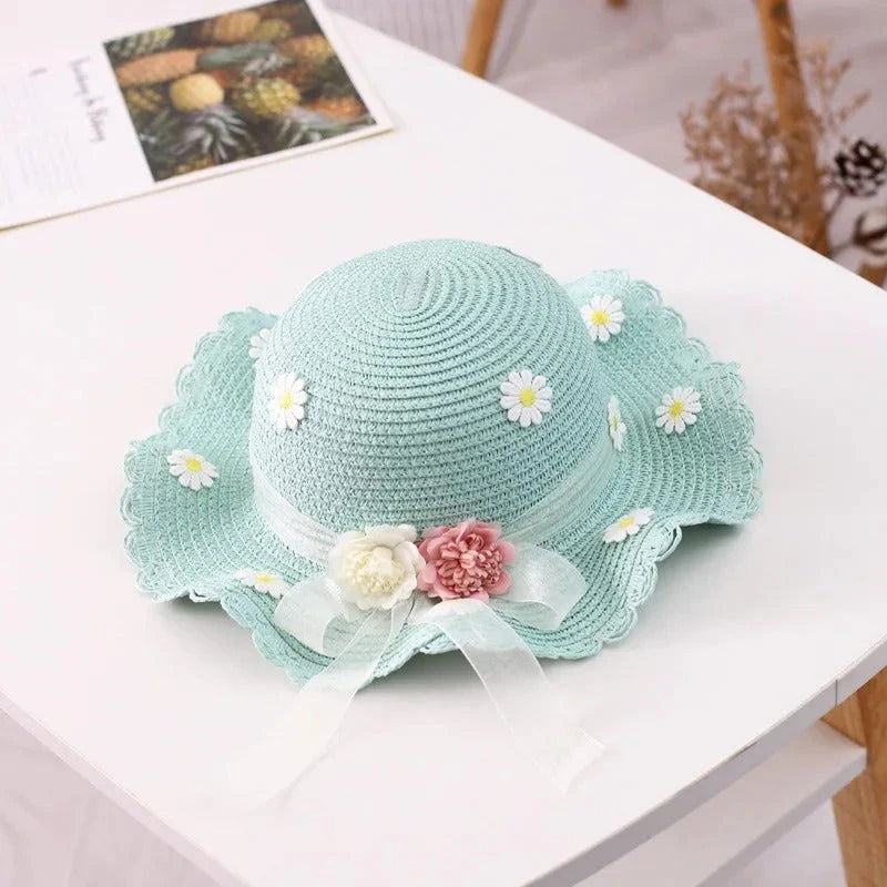 Colourful kids' daisy sun hat and handbag set made of high-quality straw for sun protection and style