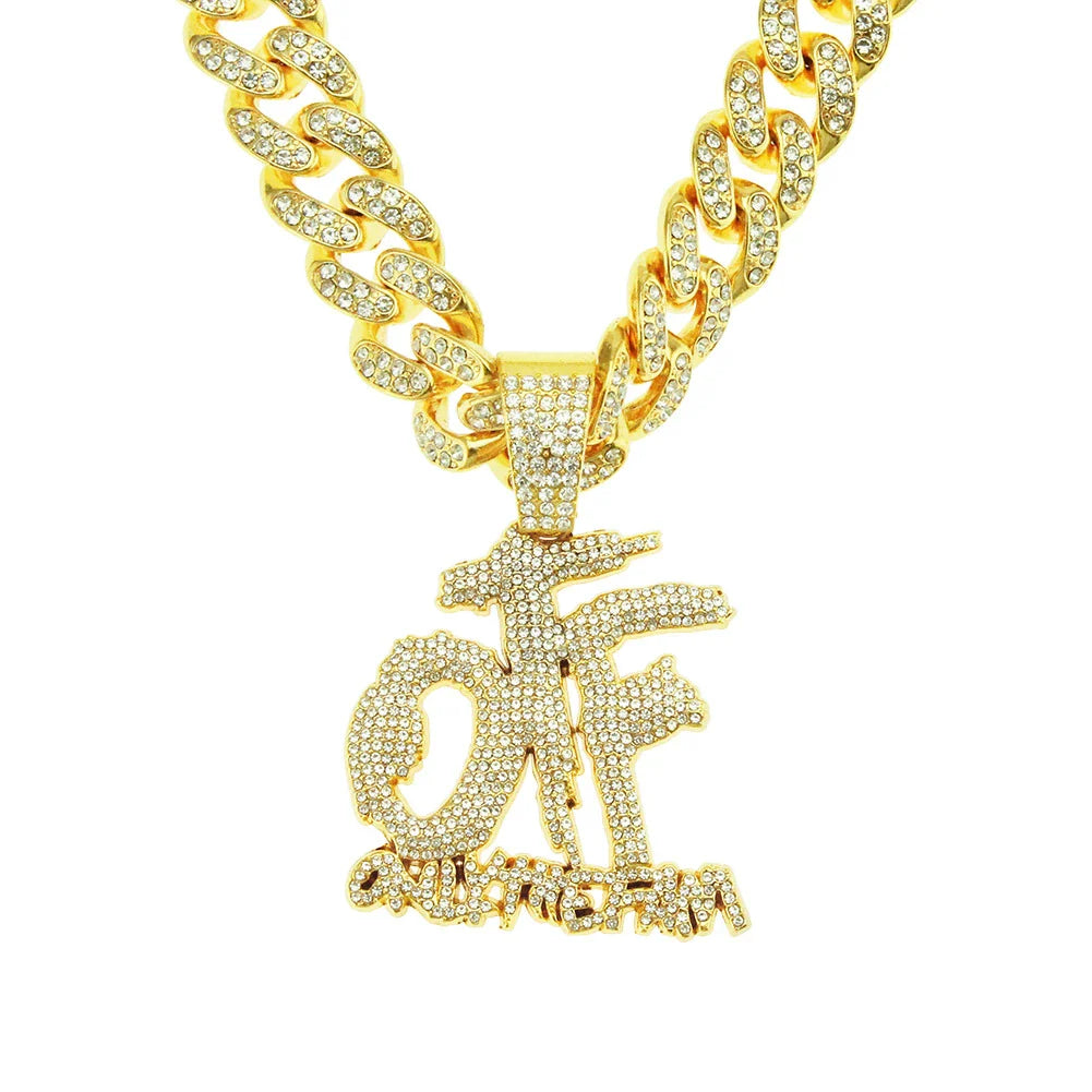 Exquisite diamond-inlaid letter pendant necklace with adjustable Cuban chain in gold and silver colour options