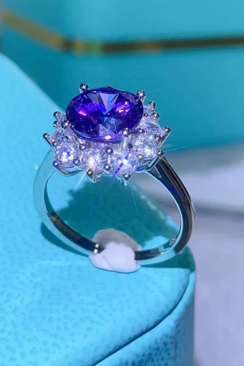 Elegant Moissanite Platinum-Plated Ring with a 2-carat centre stone and a luxurious platinum-plated sterling silver band