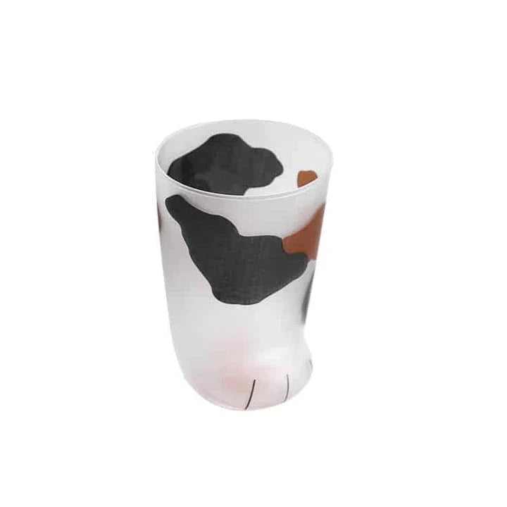 Charming cat paw shaped glass mug with a generous 301-400 ml capacity, perfect for enjoying your favourite hot beverage