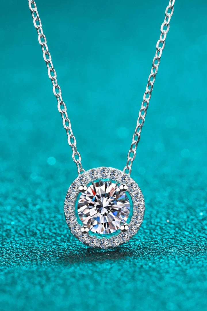 Exquisite 1-carat moissanite pendant necklace in 925 sterling silver with zircon accents