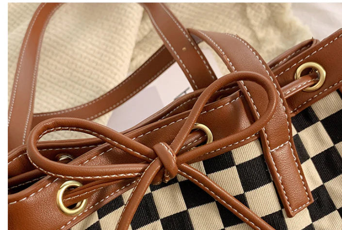 Stylish contrast colour tote bag with chic checkerboard design, made from premium PU leather for durability and versatility
