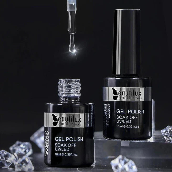 Close-up of a hand wearing the Luxurious Multifunctional Gel Nail Polish in a glossy finish