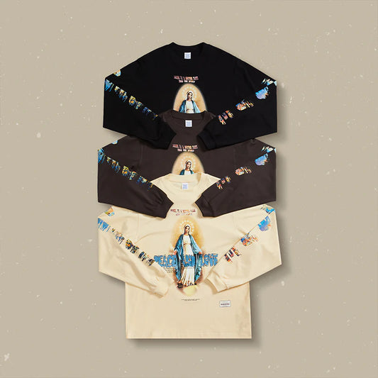 Trendha vintage-inspired spring sweater in a variety of colours, featuring a relaxed fit and round neckline for a flattering, effortless look