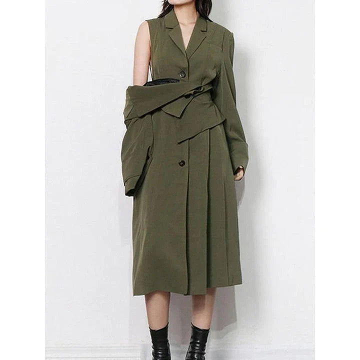 Elegant high-waist windbreaker trench coat for women with adjustable sleeves and a flattering silhouette