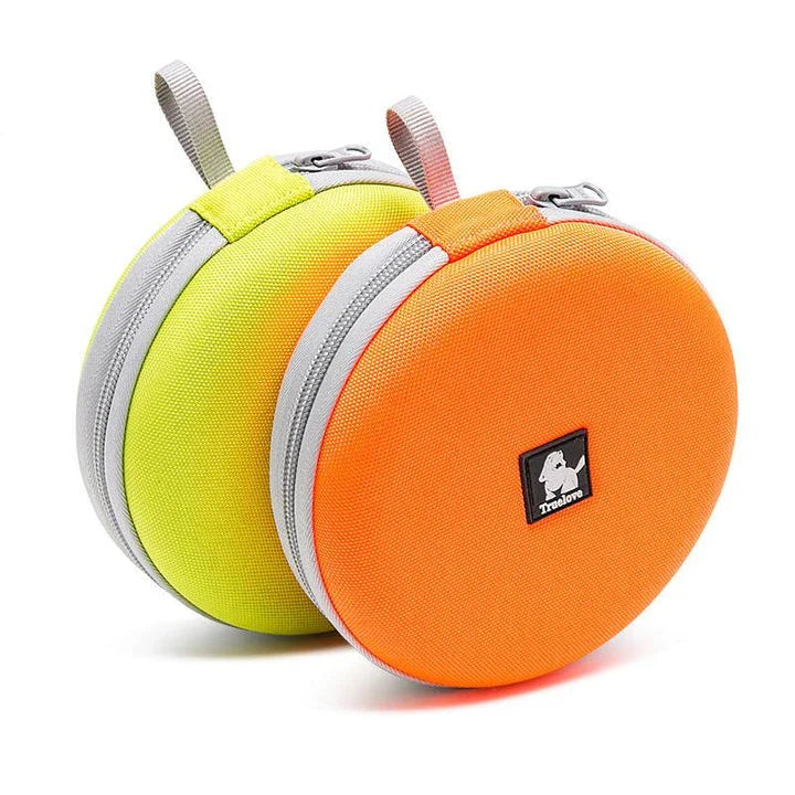 Premium collapsible dog bowl with dual compartments for food and water, made of durable 900D oxford fabric and waterproof nylon lining