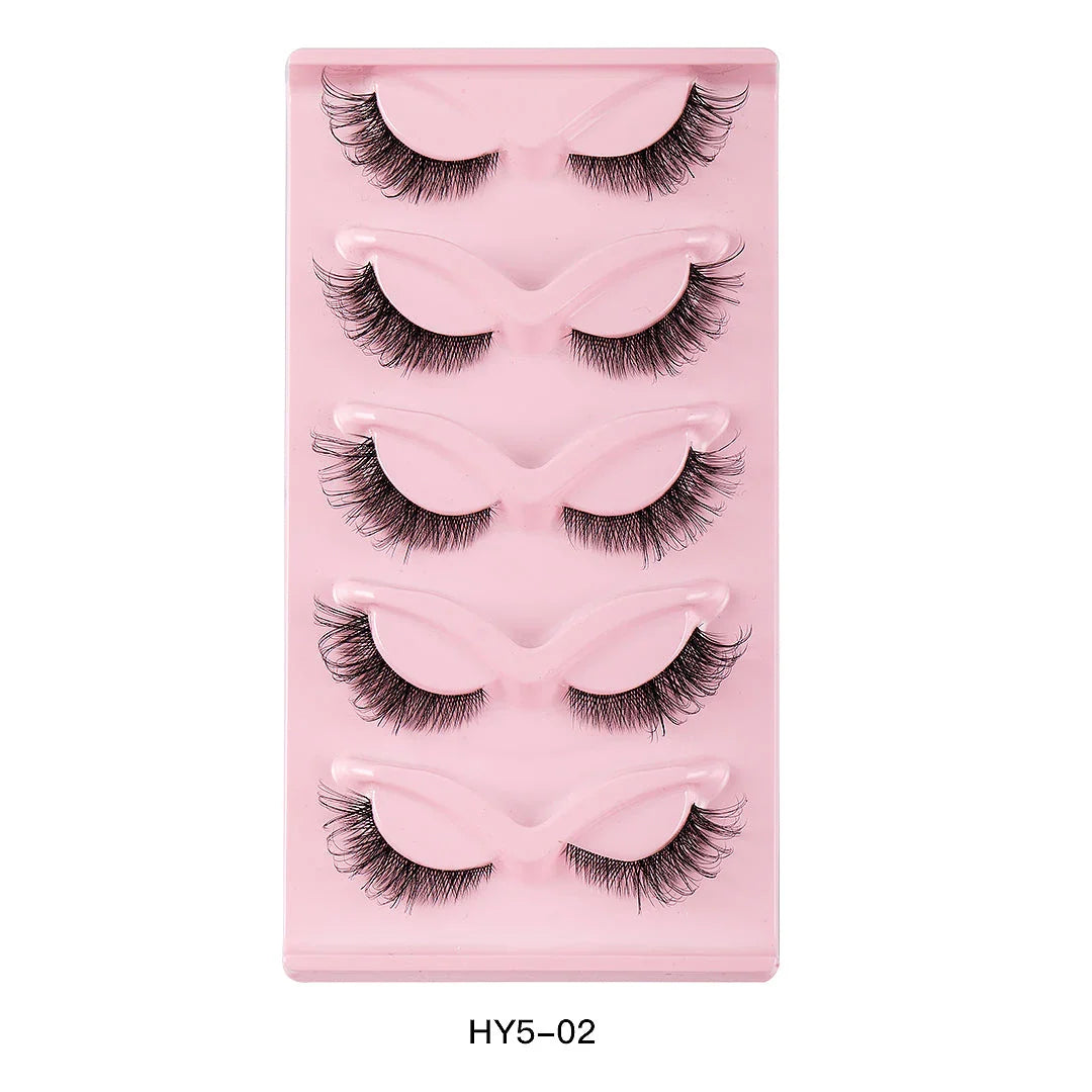 Pair of 3D cat eye and fox eye false eyelashes made from high-quality synthetic fibres for a natural, voluminous look