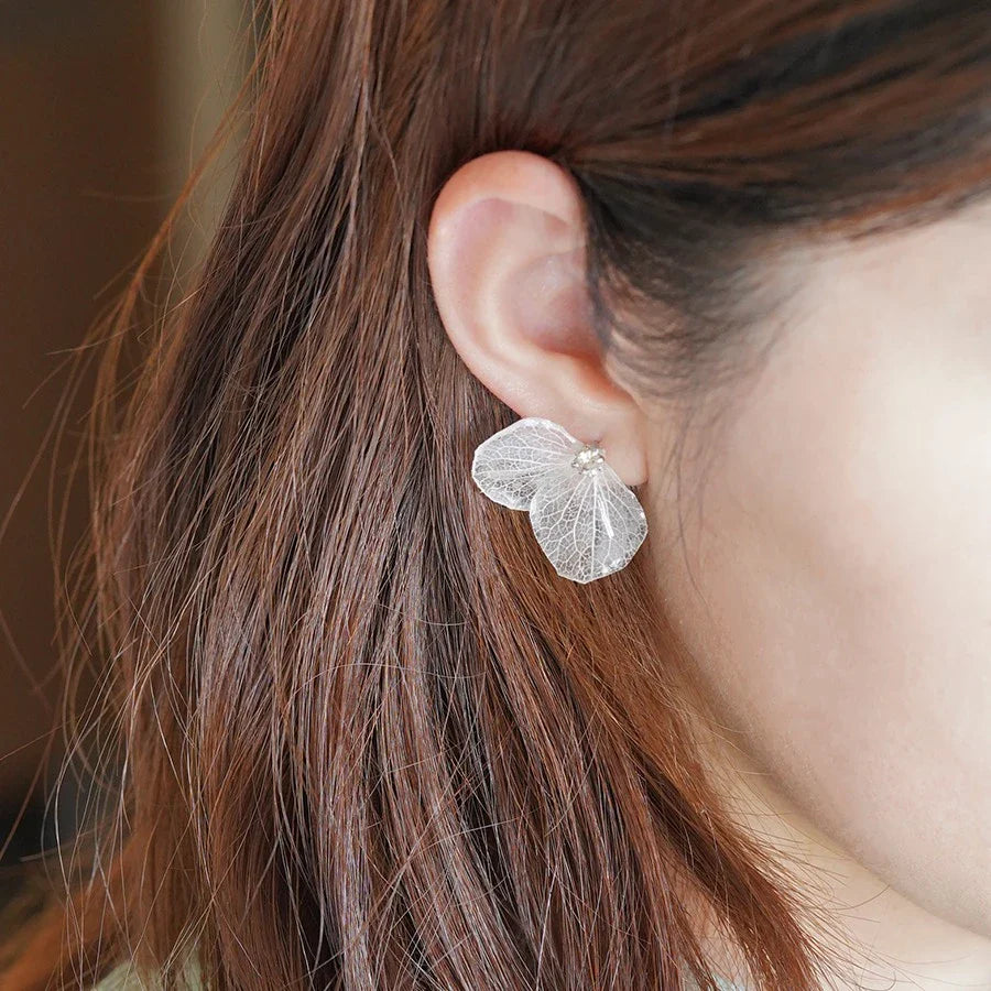 Elegant hydrangea flower air ear clips with mosquito coil functionality, made from premium alloy material