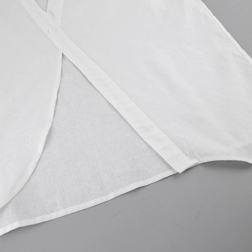 Relaxed-fit white casual set with shorts, featuring a loose, comfortable design made from premium cotton for all-day style and comfort.