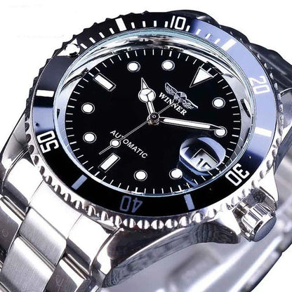 Premium automatic mechanical watch with stainless steel casing, mineral glass mirror, and various colour options for the modern gentleman