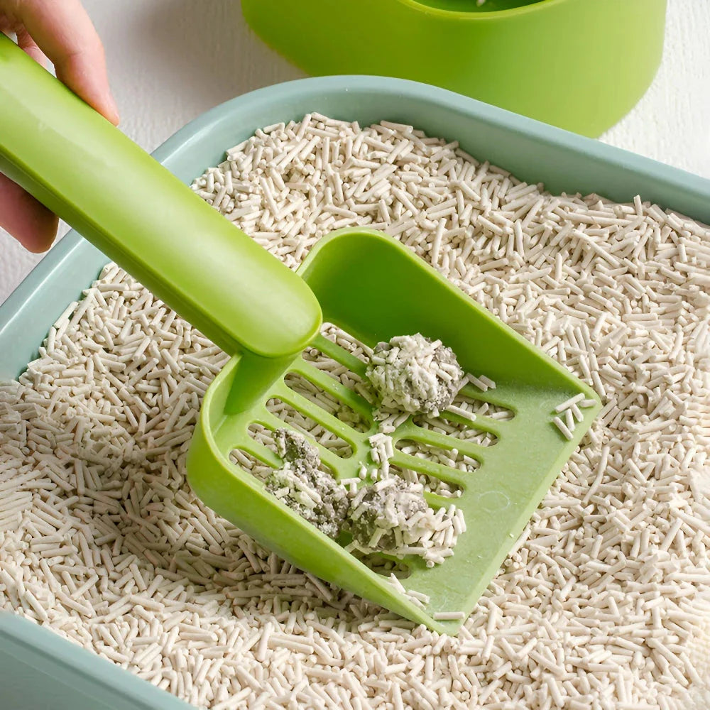 Premium Plastic Cat Litter Scoop with Self-Cleaning Base for Effortless Litter Box Cleaning