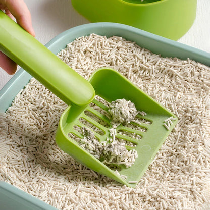 Premium Plastic Cat Litter Scoop with Self-Cleaning Base for Effortless Litter Box Cleaning