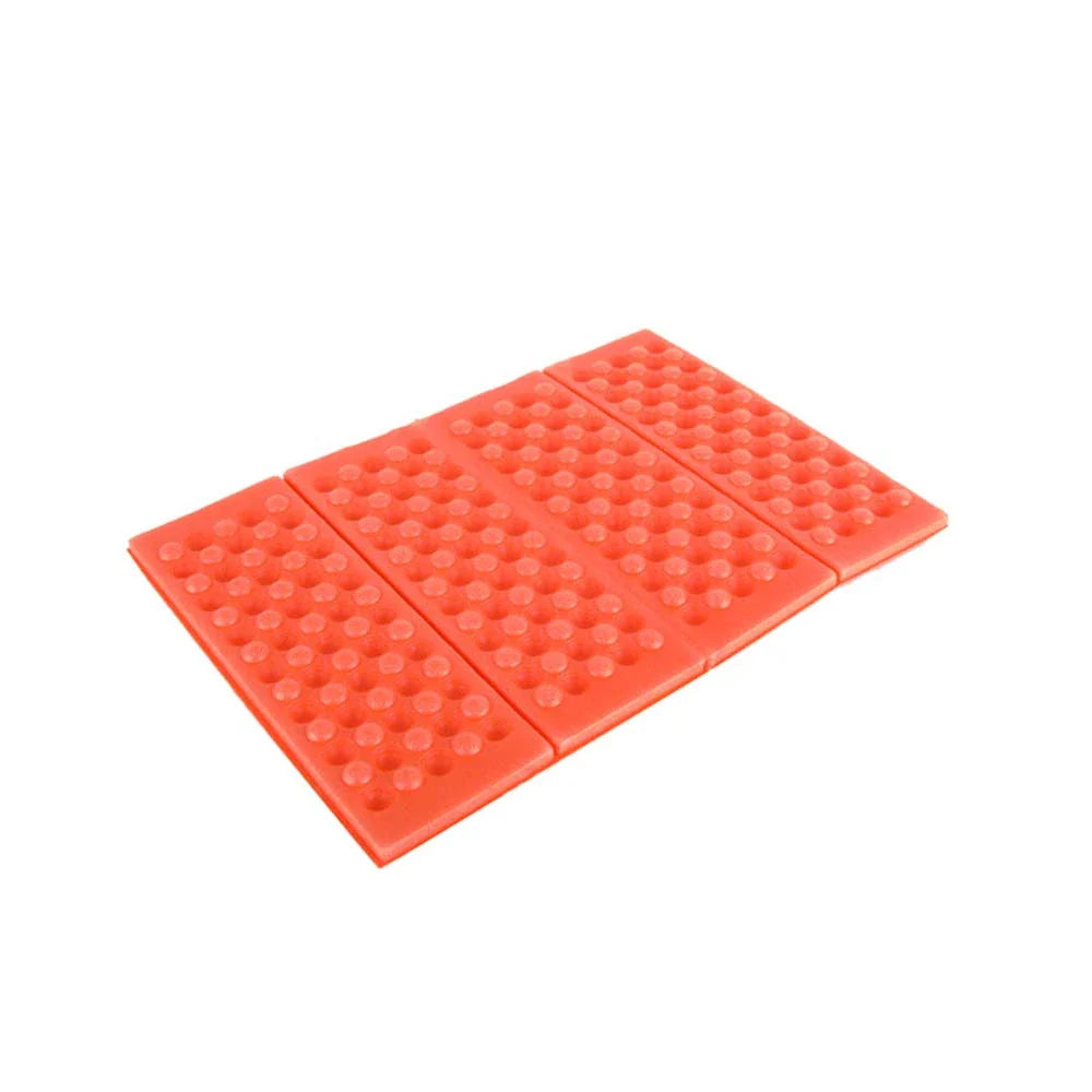 Foldable, waterproof camping mat made of high-quality XPE foam with honeycomb protrusions for added comfort and support