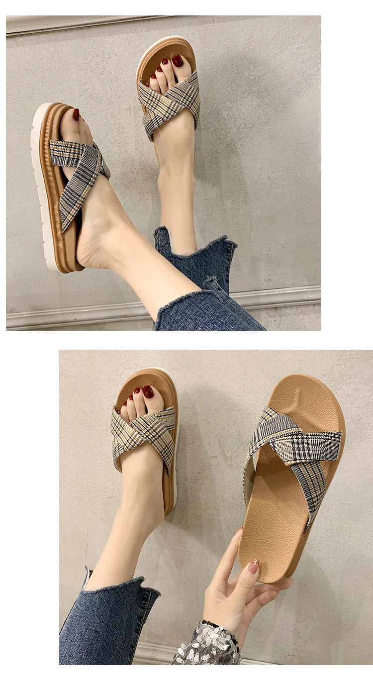 Premium non-slip herringbone slippers with a bow accent, featuring a canvas upper, fetal cowhide lining, and a rubber sole for comfort and stability.