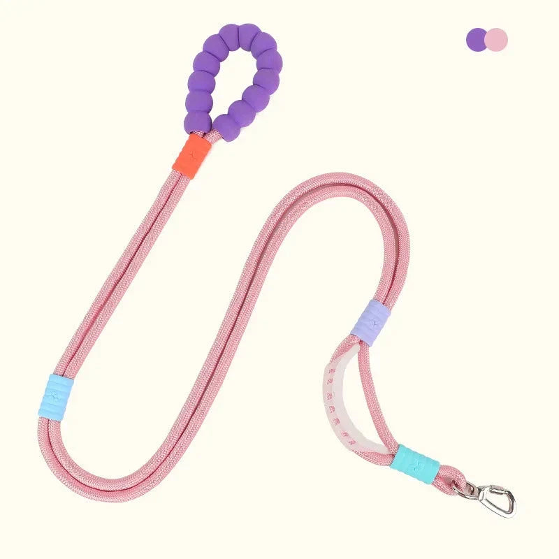 Premium Anti-Slip Pet Leash with Ergonomic Grip for Secure and Comfortable Dog Walking