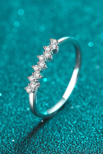 Elegant 925 sterling silver moissanite ring with minimalist design and sparkling moissanite stone