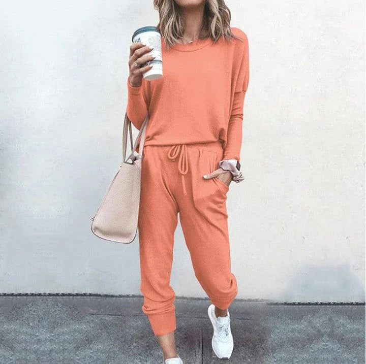 Premium casual loungewear set in soft pastel colours with long sleeves and elegant design