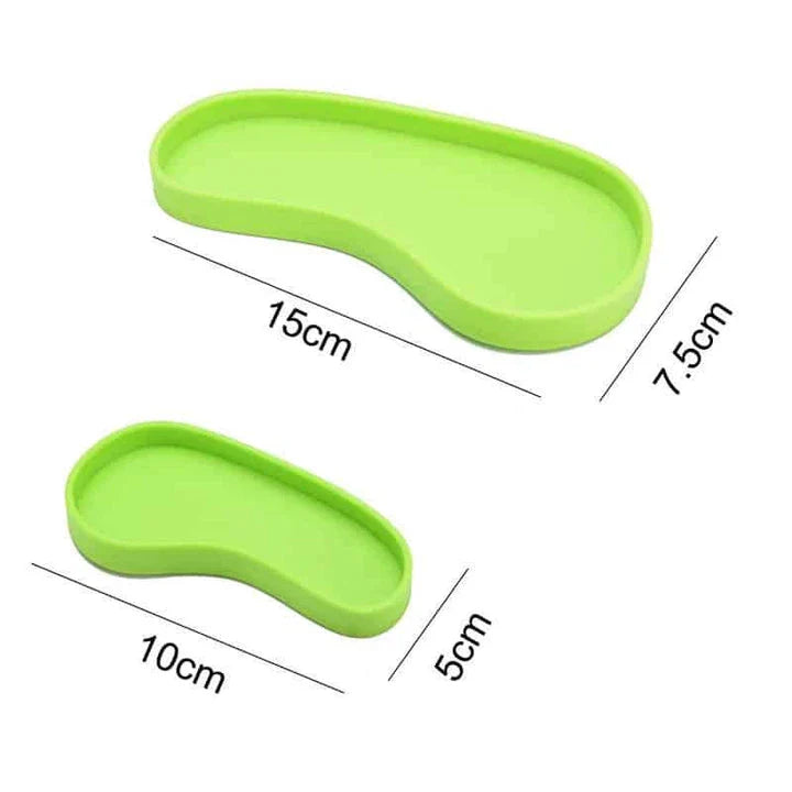 Premium plastic feeding bowls for reptiles, available in two sizes to suit a variety of species