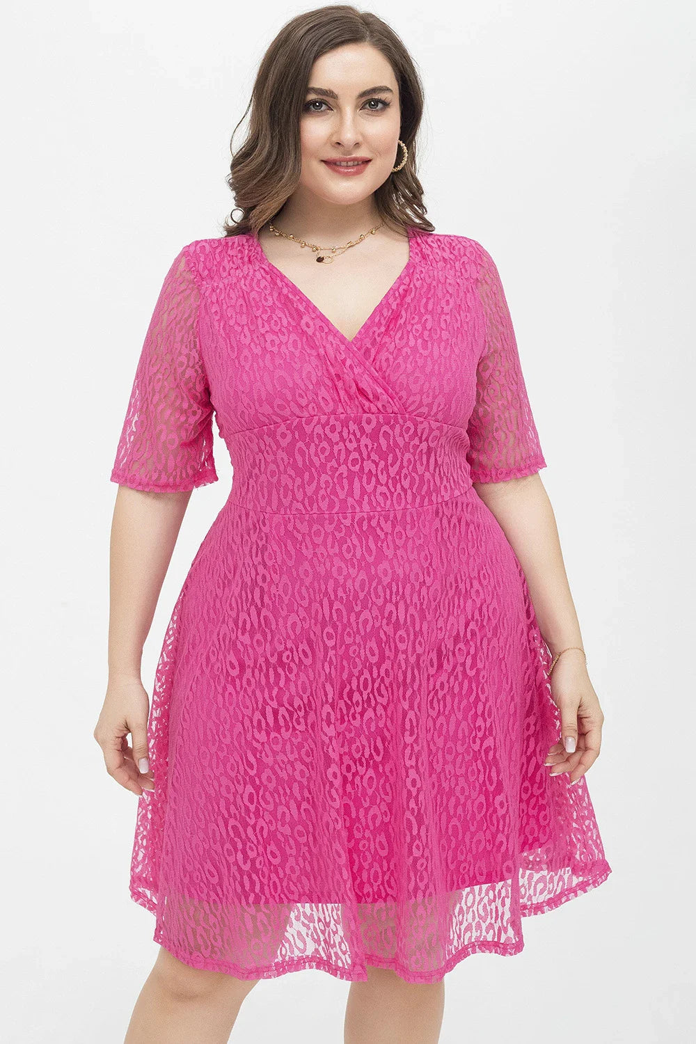 Elegant V-neck lace dress with tailored waist in rose red colour