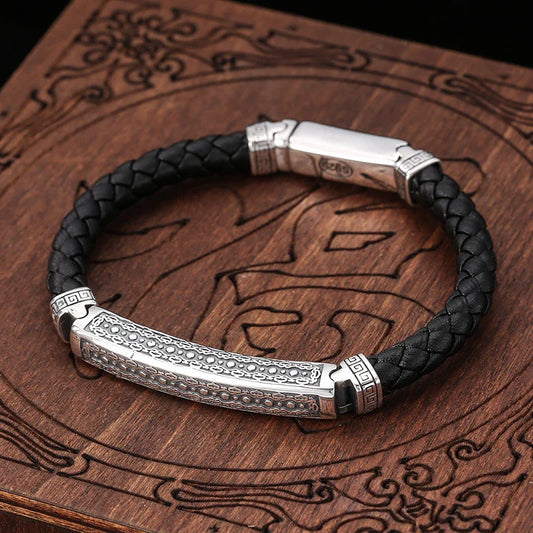 Exquisite hand-woven rope bracelet in 925 silver, featuring an adjustable design for a comfortable fit on both men and women.