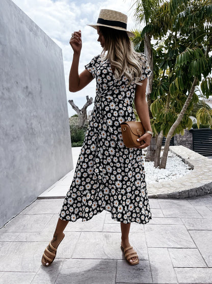 Chic V-Neck Elastic Waist Dress in Pink for a Flattering, Slimming Silhouette