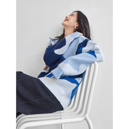 Cosy and stylish vintage floral knit pullover for autumn, featuring a classic O-neck design and high-stretch fabric for a comfortable, flattering fit.