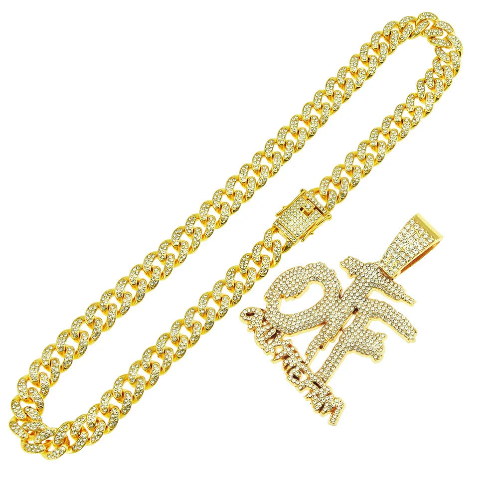 Exquisite diamond-inlaid letter pendant necklace with adjustable Cuban chain in gold and silver colour options